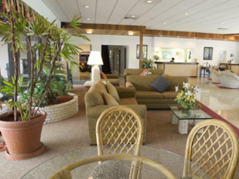 Travelodge Monaco Beach Resort Sunny Isles Beach Exterior foto